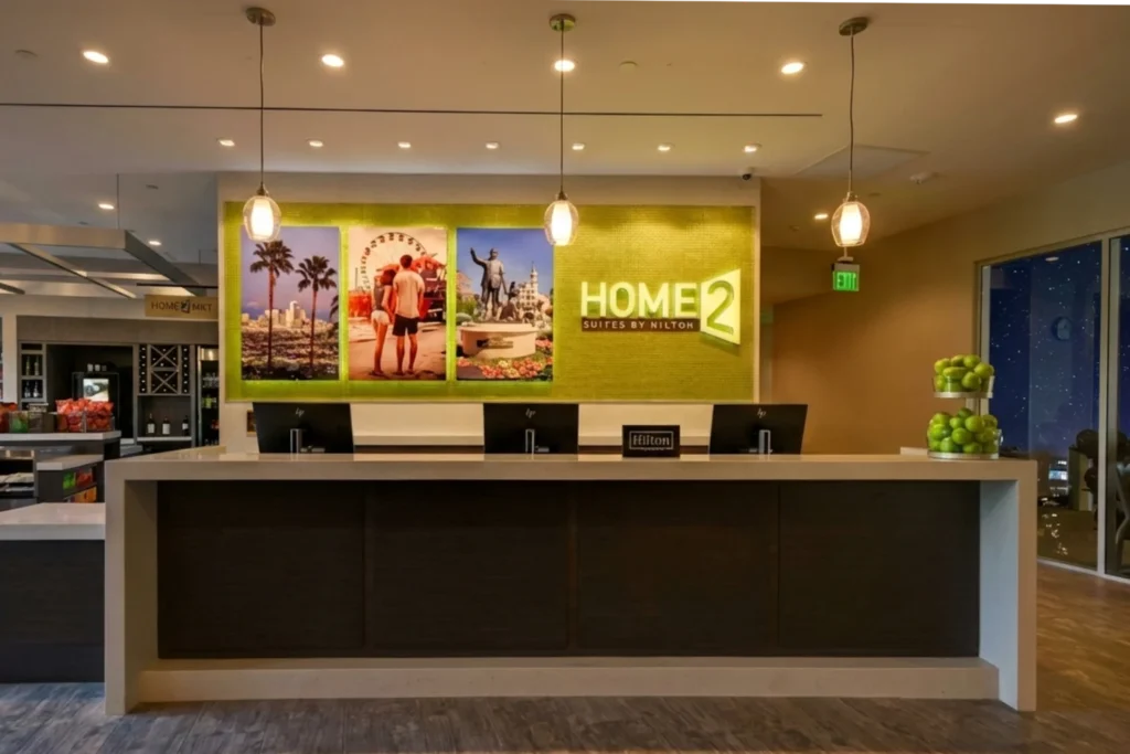 Check In Home2 Suites by Hilton Montebello Foyer